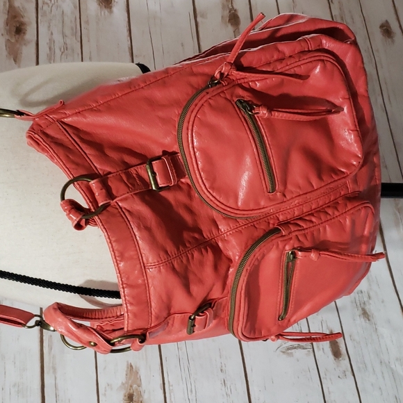 Coral Bag - Picture 2 of 6